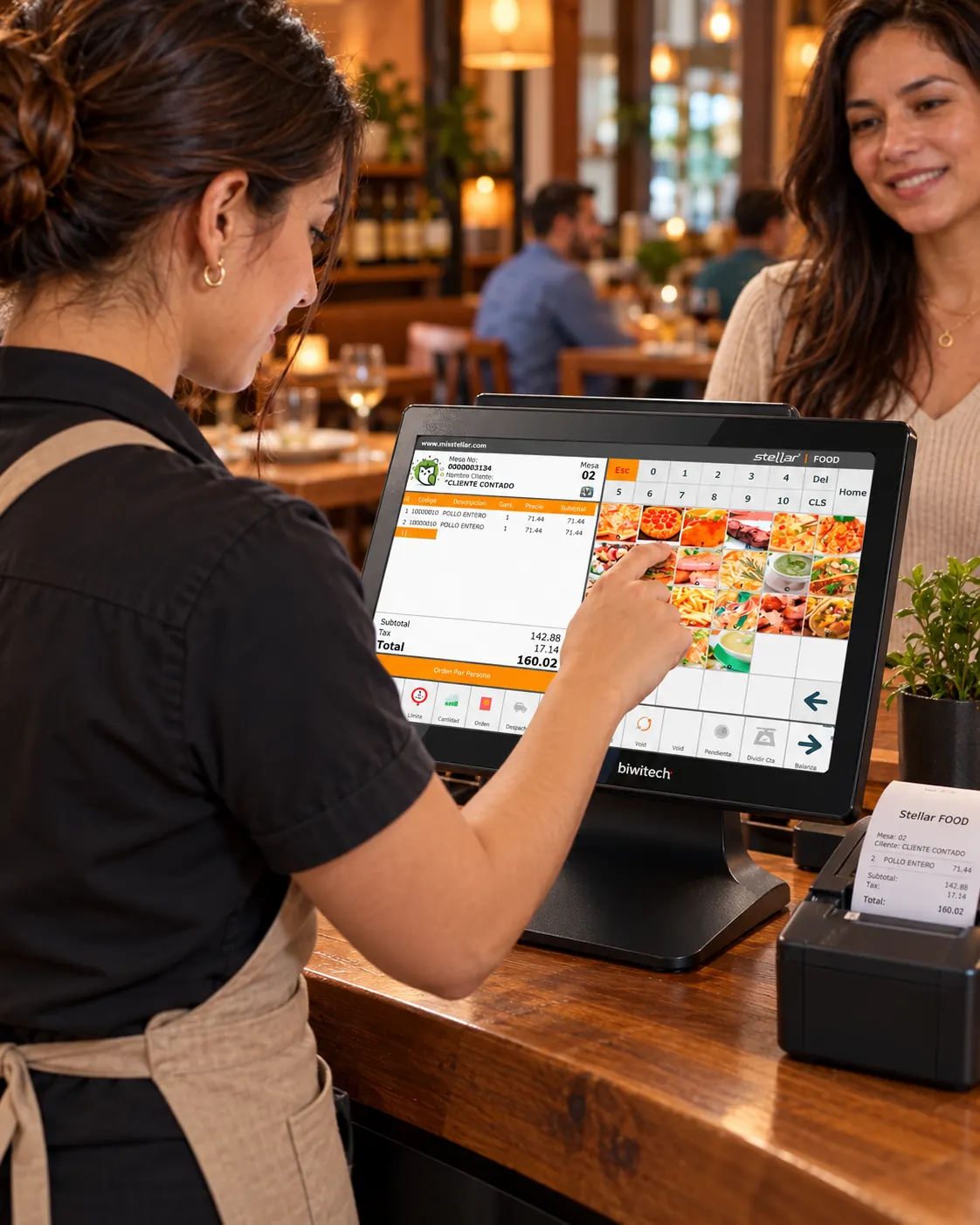 Experiencia de cobrar en restaurante; escena generada